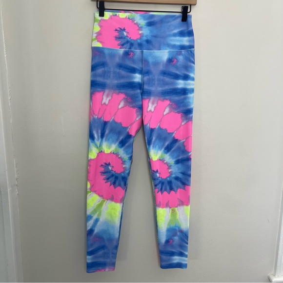 BEACH RIOT- Ayla Ribbed Blue Tie Dye Leggings - Picture 3 of 7